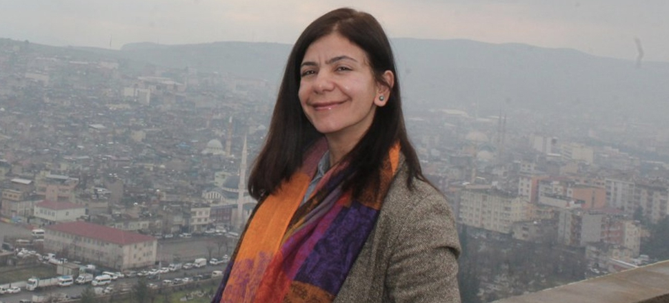 HDP'li başkanın ilk icraatı askerlerin suyunu kesmek oldu!