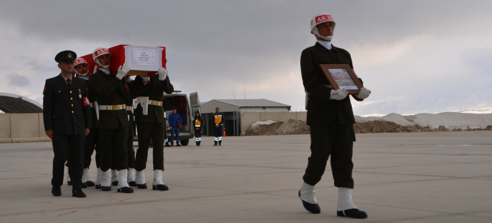 Hakkari şehitleri son yolculuklarına uğurlanıyor!