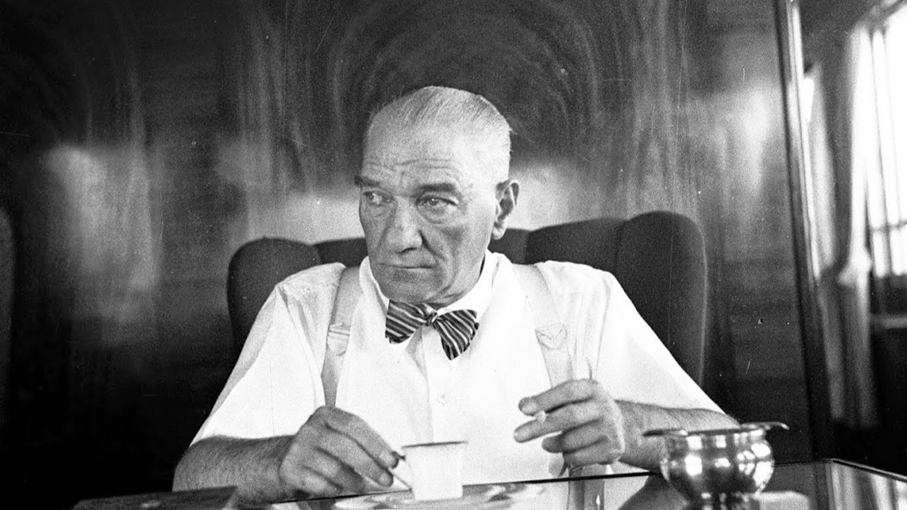 İşte Atatürk'ün az bilinen film çekme hikayesi