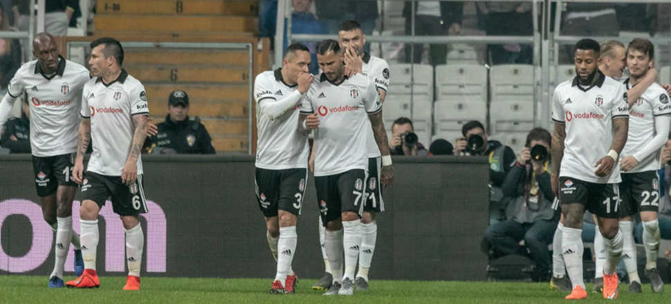 Beşiktaş'ın yıldızının talipleri artıyor!