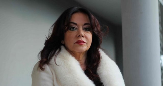 Gurur Aydoğan annesi Oya Aydoğan'ın gizli kasasından çıkanı açıkladı