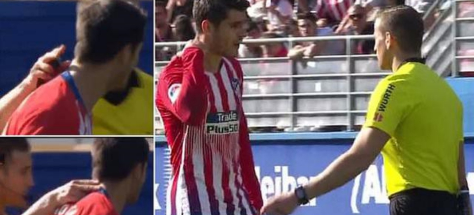 İspanyol hakemden görülmemiş hareket!