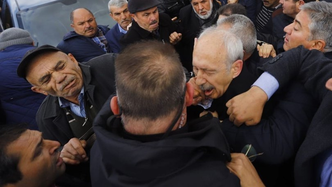 Kılıçdaroğlu'na yumruk atan kişi gözaltında!