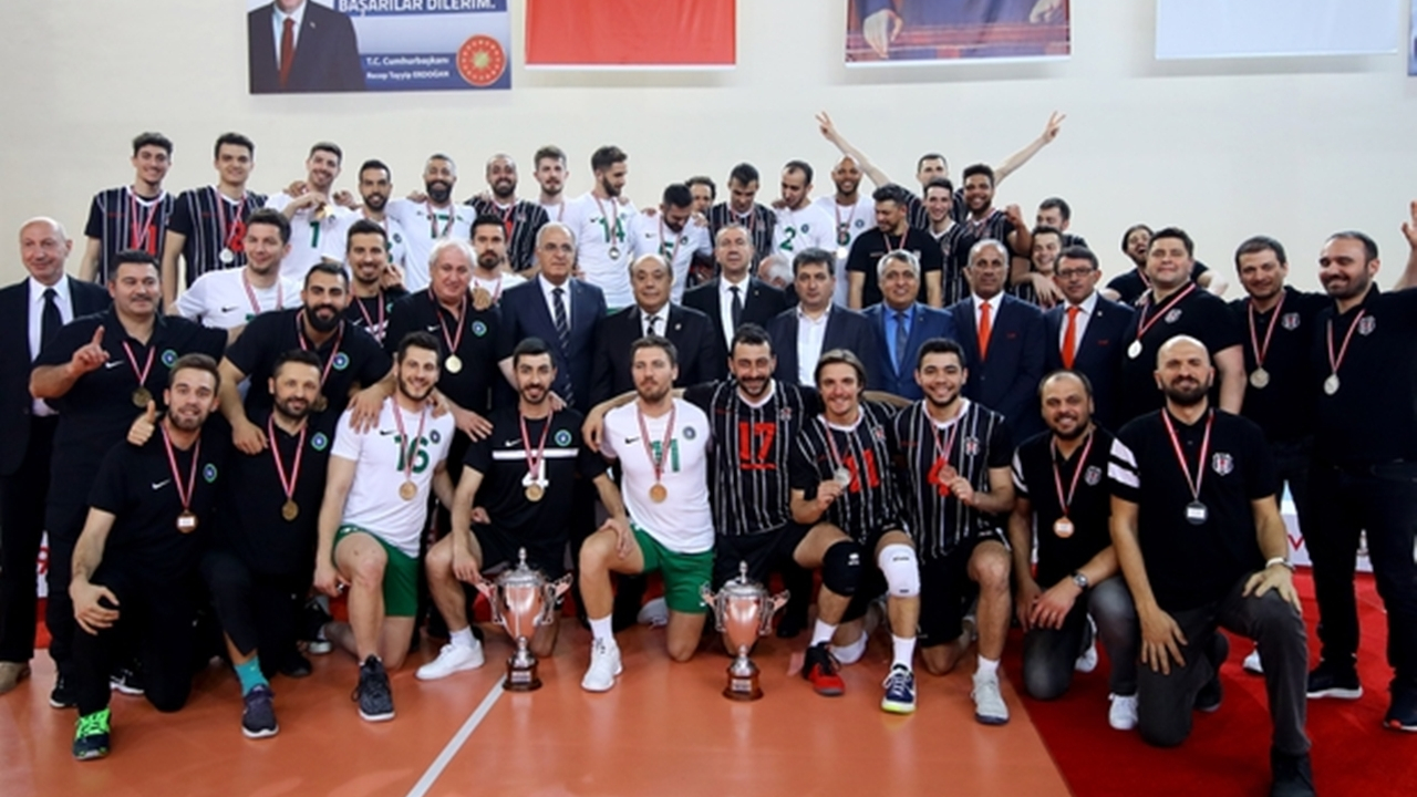 Kayseri'de Efeler Ligine yükselen takımlar