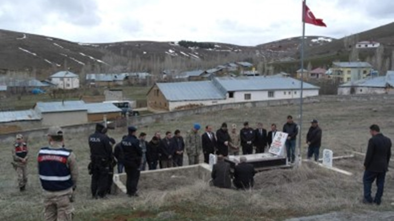 Bayburt'ta Şehit Piyade Er Osman Aydoğdu yad edildi