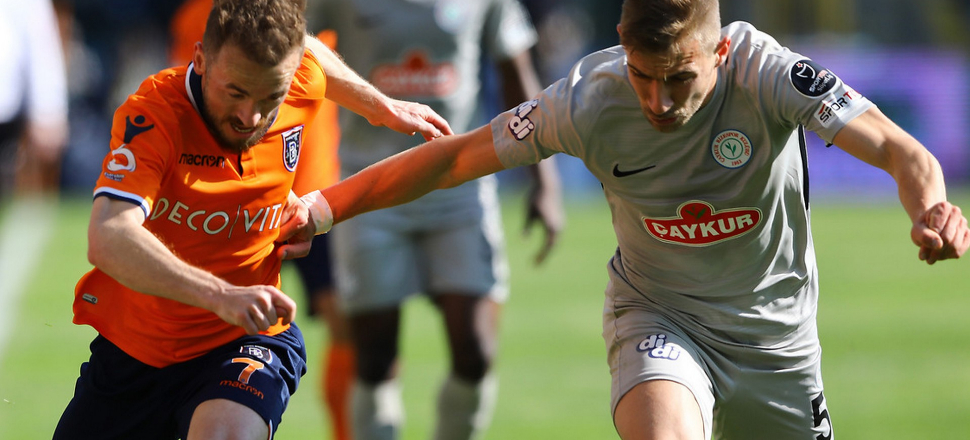 Emre Belözoğlu'ndan Visca'ya fırça!
