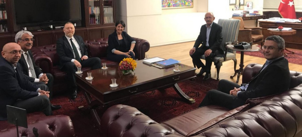 HDP'den Kılıçdaroğlu'na geçmiş olsun ziyareti!
