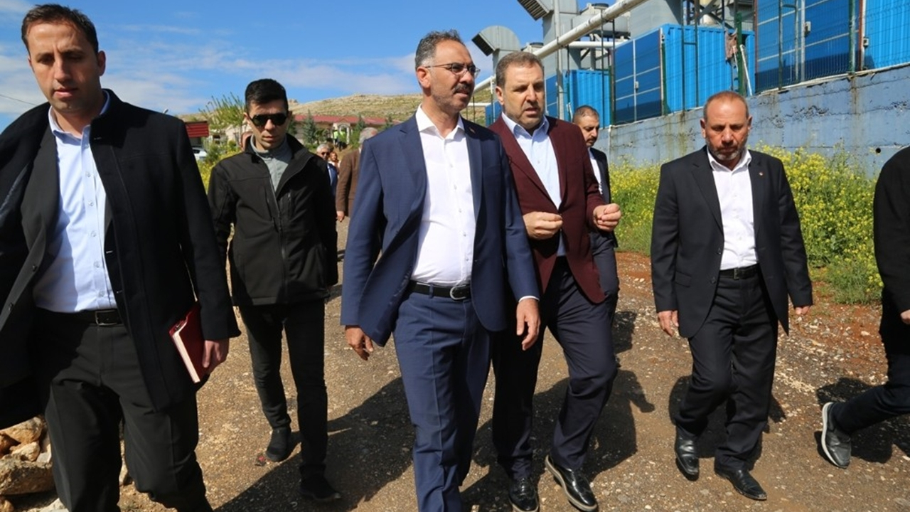 Şanlıurfa'da Belediye Başkanı Mehmet Kuş atık toplama merkezini inceledi