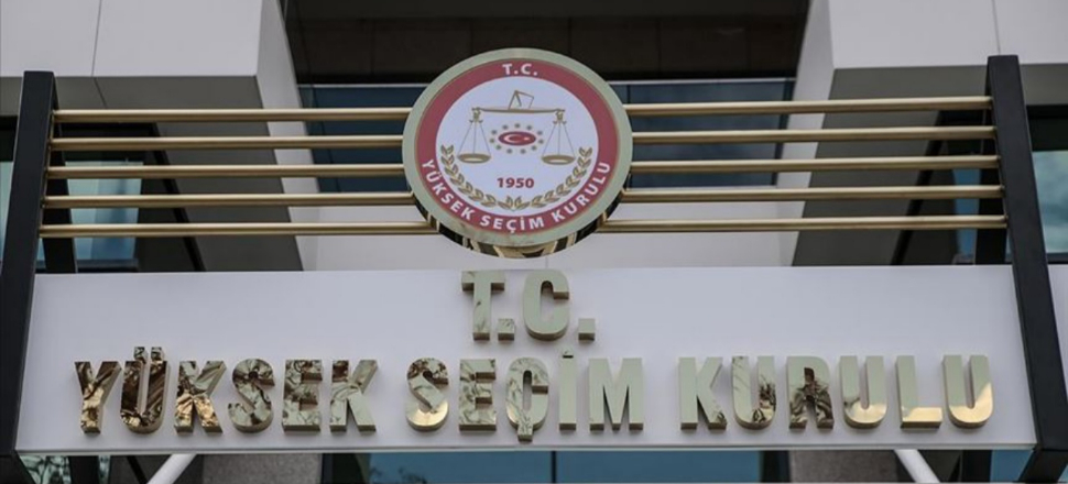 YSK, AK Parti'nin itirazı için toplandı!
