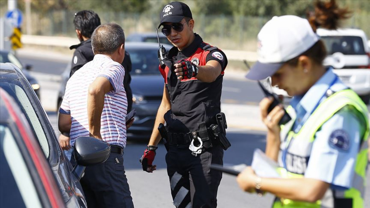 Operasyonda firari bin 452 kişi yakalandı!