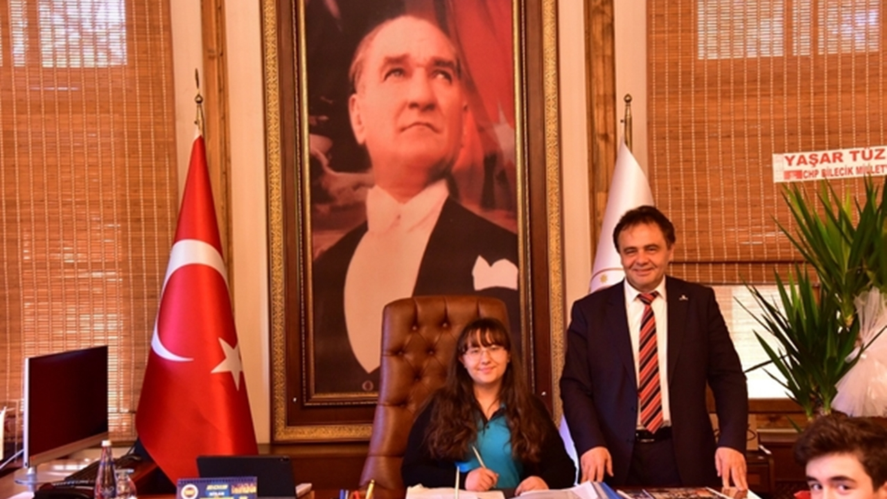 Bilecik'te Başkan Semih Şahin, koltuğunu devretti