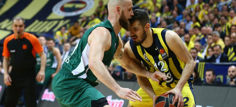 Fenerbahçe Beko seride öne geçti...