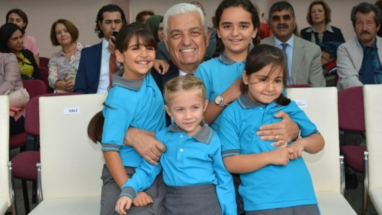 Muğla'da Osman Gürün: “Çocuklar mutlu, 23 Nisan kutlu olsun”