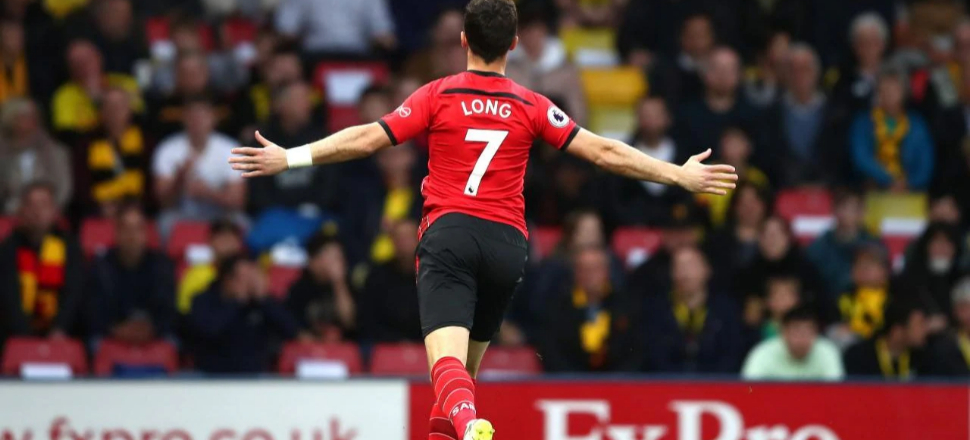 Shane Long'dan tarihe geçen gol!