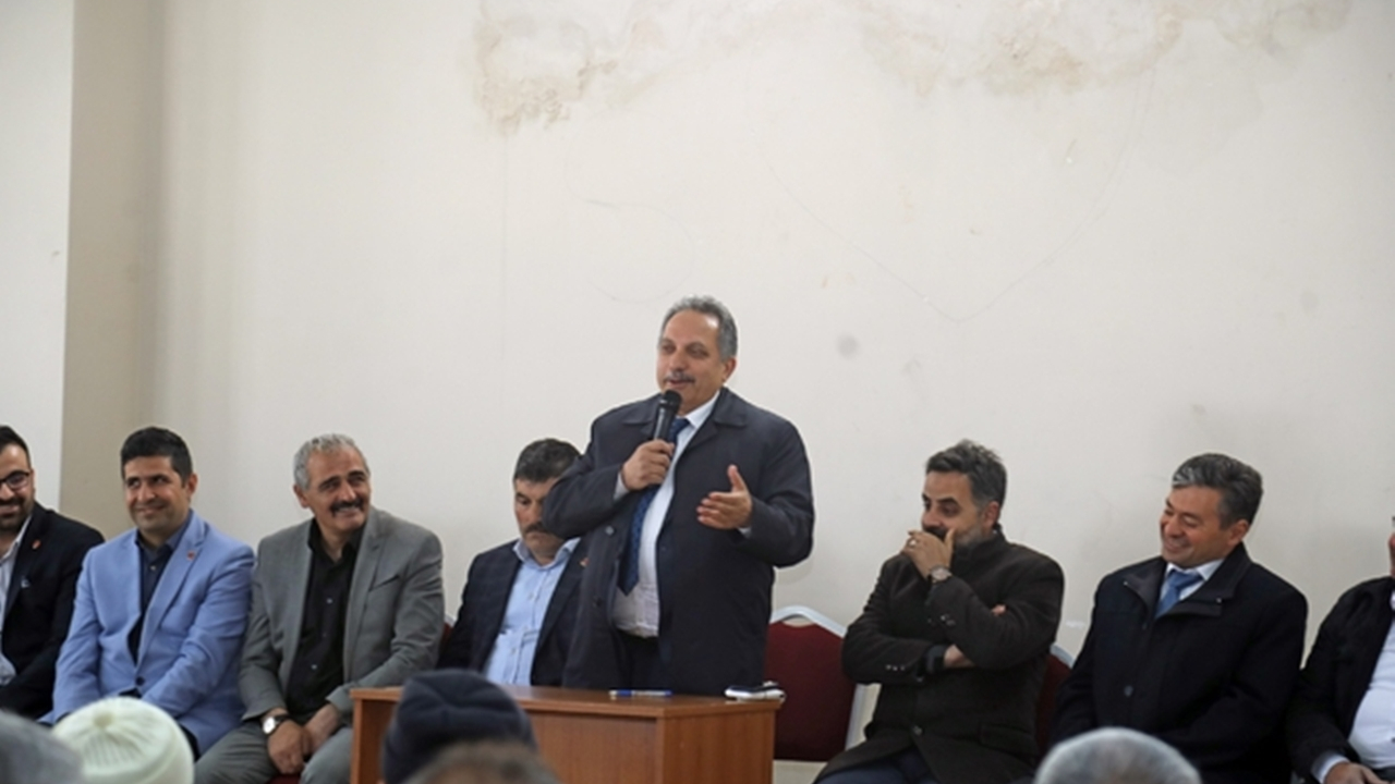 Kayseri'de Başkan Mustafa Yalçın’dan Muhtarlarla Toplantı