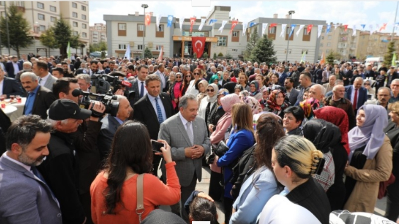 Kayseri'de Başkan Mustafa Yalçın’dan kokteyl