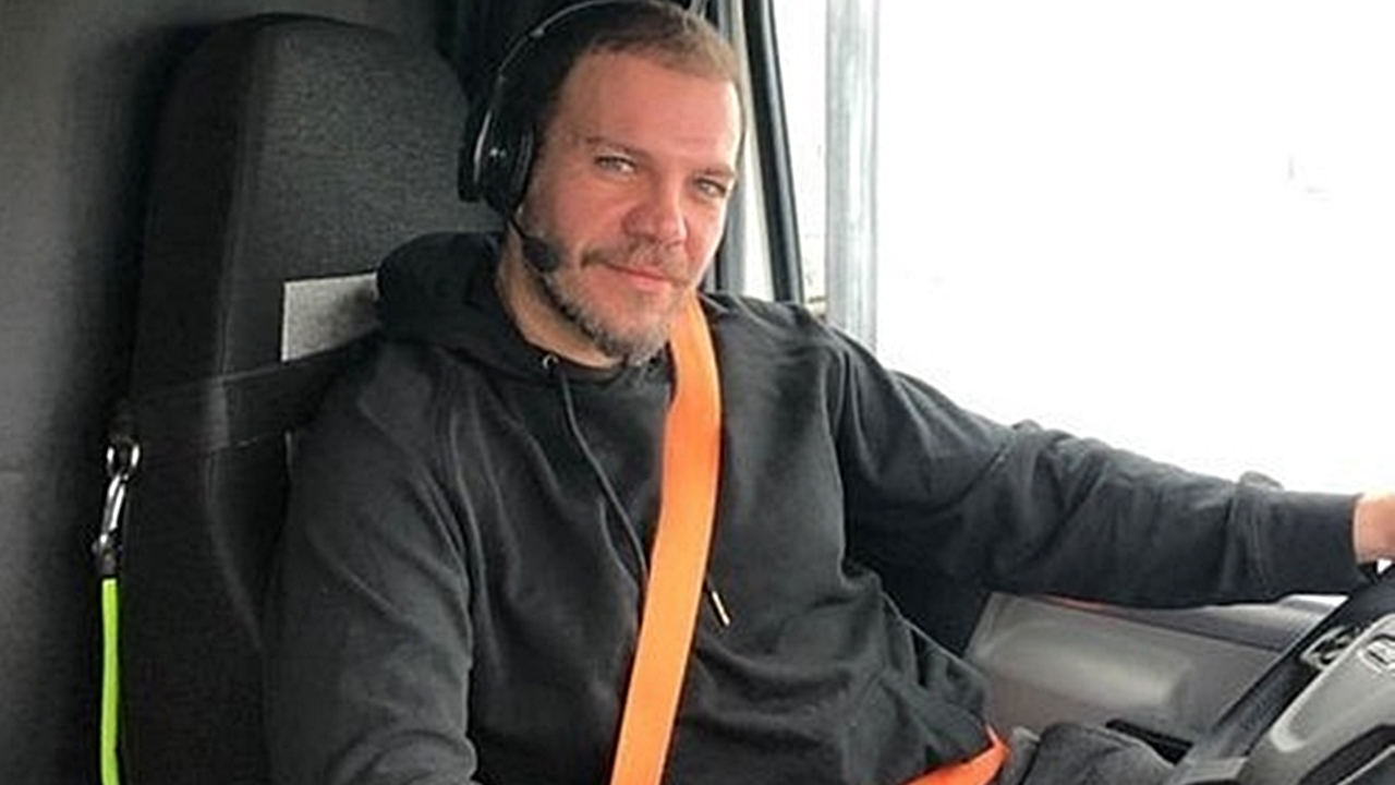 Tolga Karel'den art arda güzel haberler!
