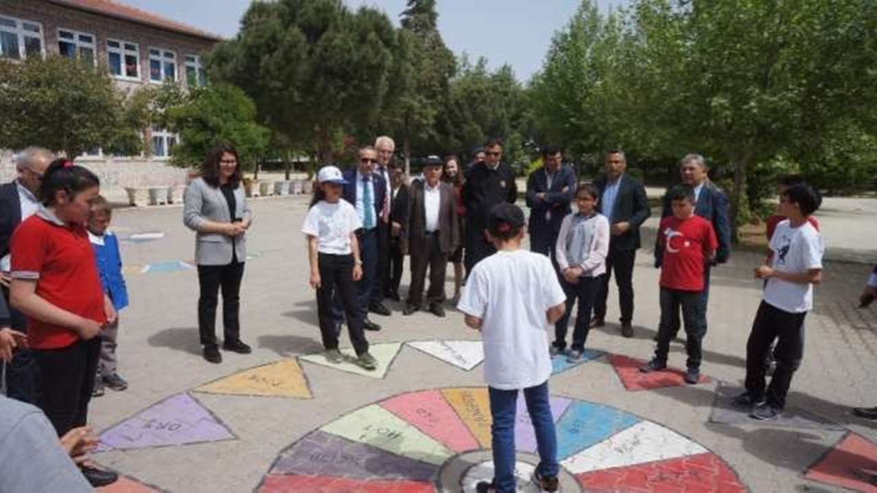 Manisa'da hayırsever Hüseyin Gümüşlü’yü gururlandıran gün