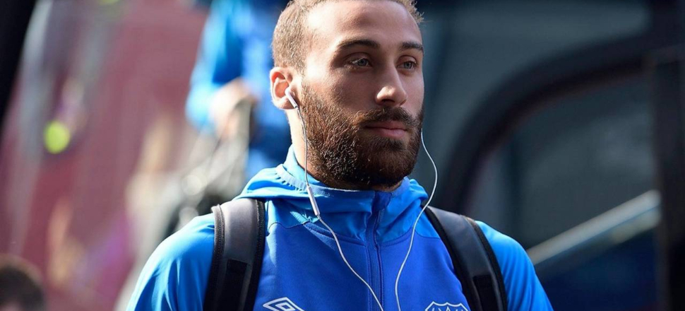 Cenk Tosun'a büyük şok!