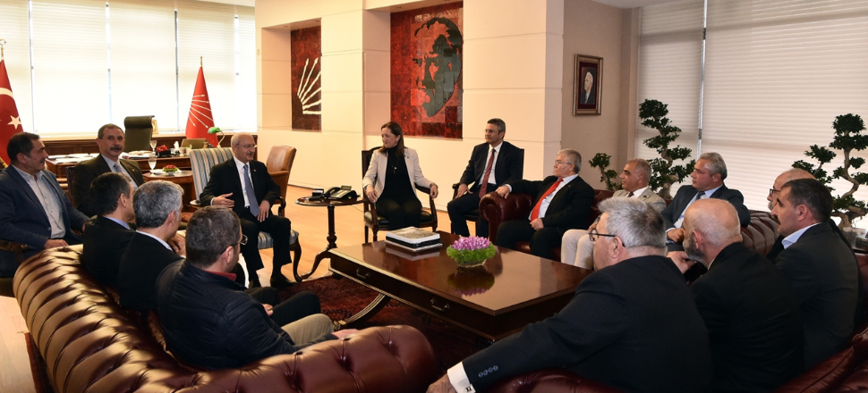 DİSK heyetinden Kılıçdaroğlu'na ziyaret...