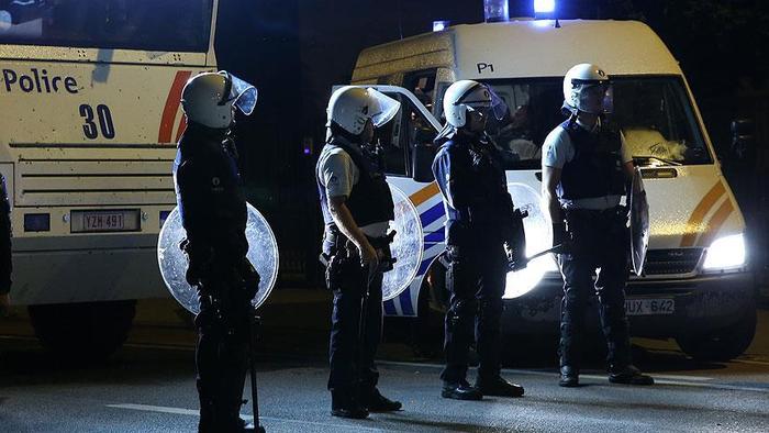 Belçika'daki soygun girişiminde rehin alınan 15 kişi kurtarıldı