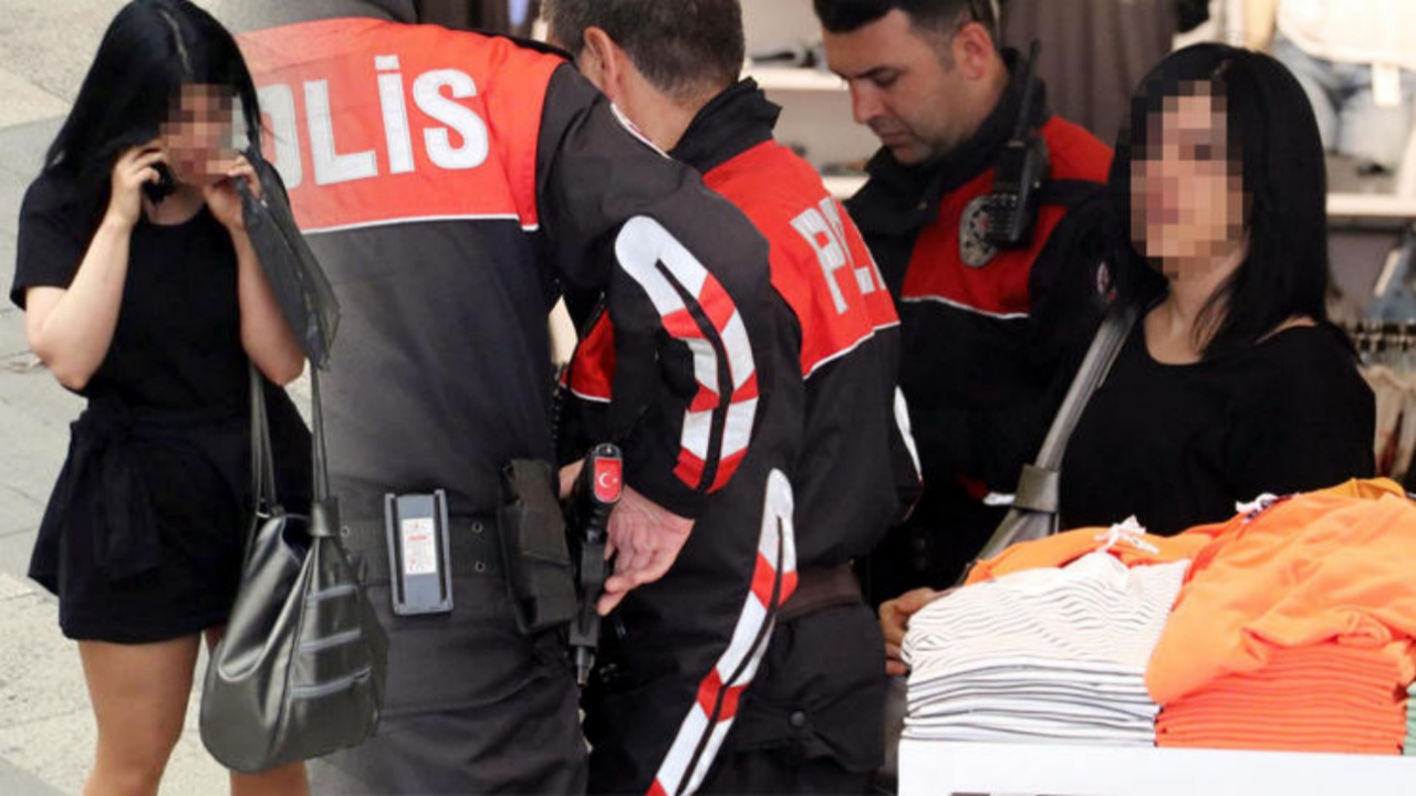 Mağaza çalışanından müşteriye taciz!