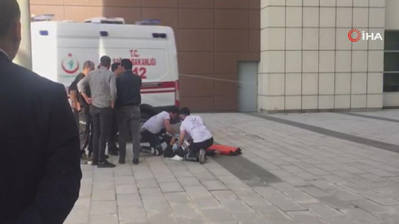 İstanbul'da iki grup arasında silahlı kavga!