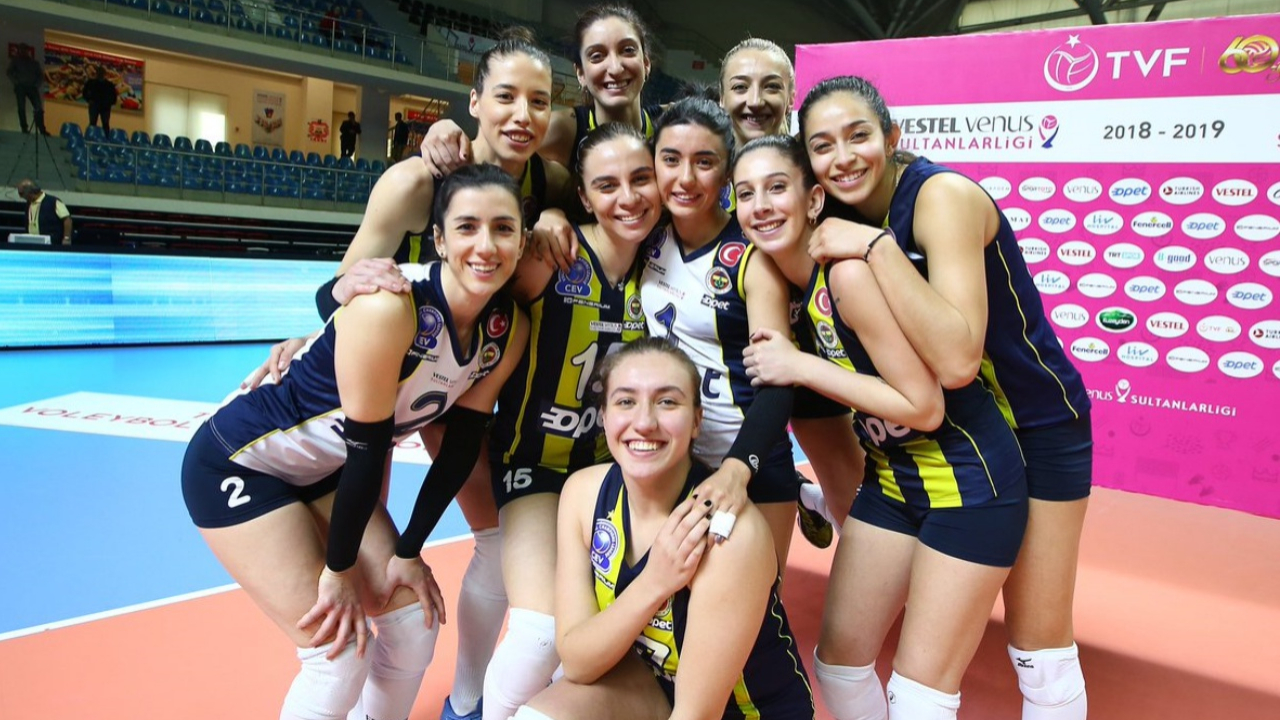 Fenerbahçe, Galatasaray’ı yenip bileti kaptı!