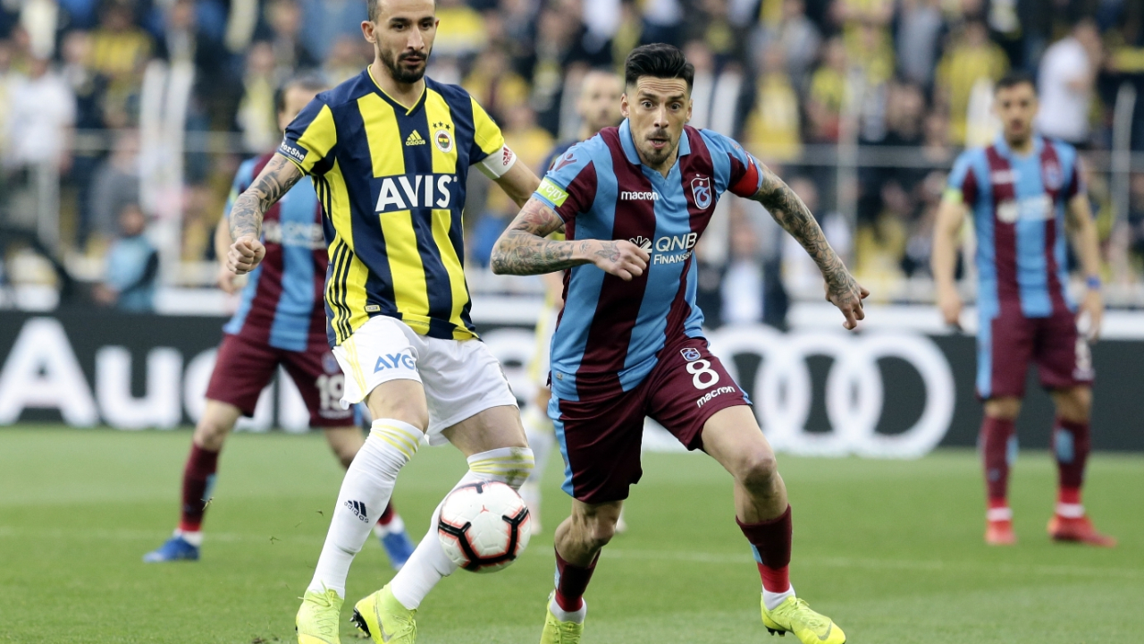 Fenerbahçe puanı son nefeste kurtardı! 1-1