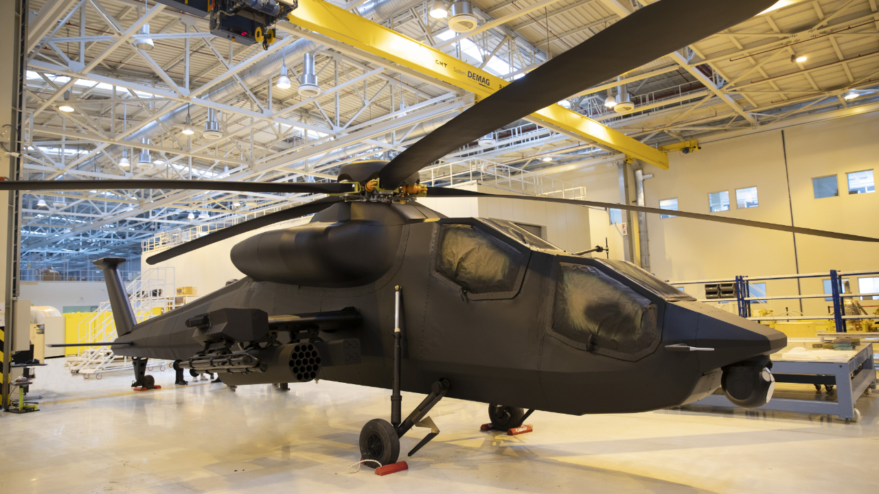 Türkiye'nin yeni taarruz helikopteri görüntülendi!