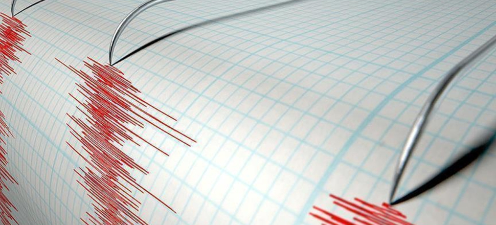 Ege'de korkutan deprem...