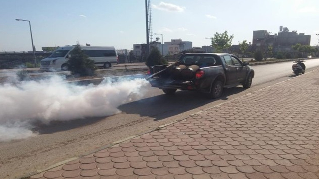 Kilis’te ilaçlama devam ediyor