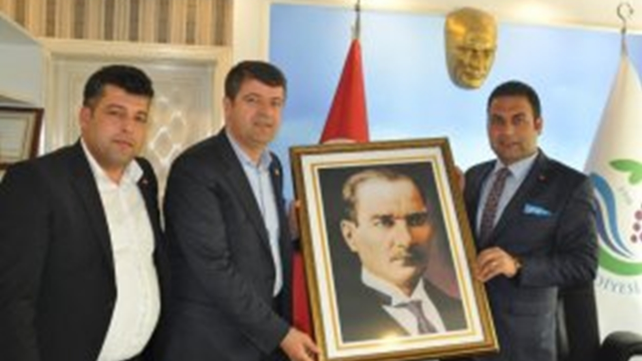 Adıyaman'da Milletvekili Abdurrahman Tutdere Başkan İskender Yıldırım ile buluştu