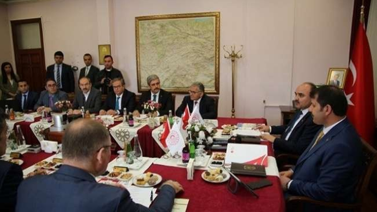 Kayseri'de Başkan Memduh Büyükkılıç ORAN toplantısına katıldı