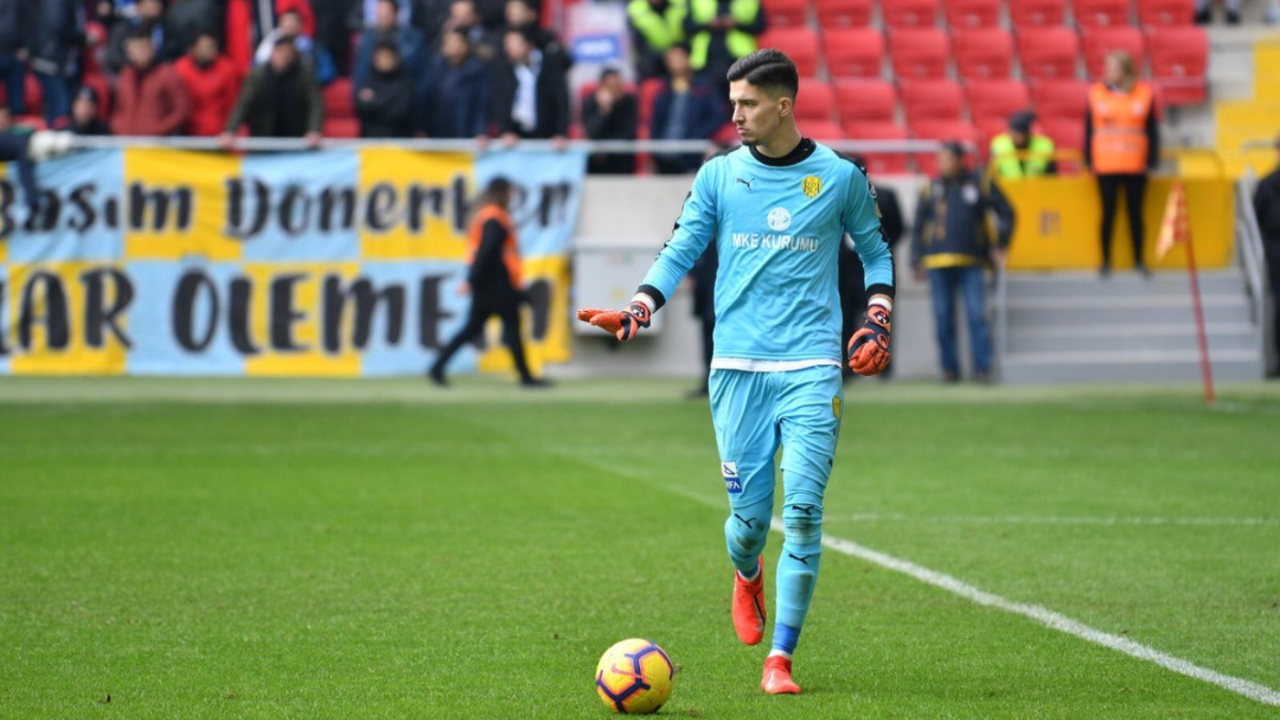 Kartal'da hedef Altay Bayındır!