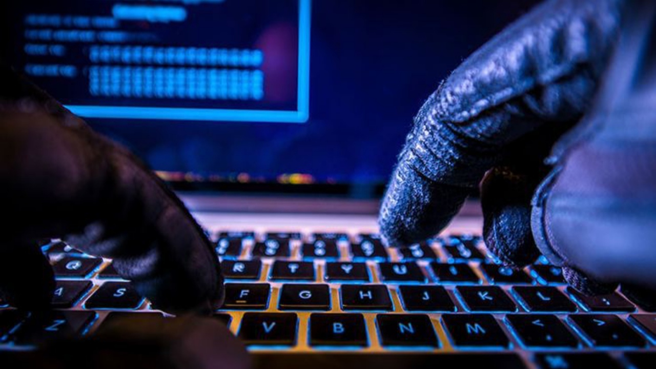 Veriler çalındı, 51 bin dosya kopyalandı!