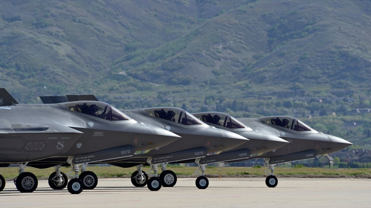 F-35A uçakları DEAŞ hedeflerini vurdu...