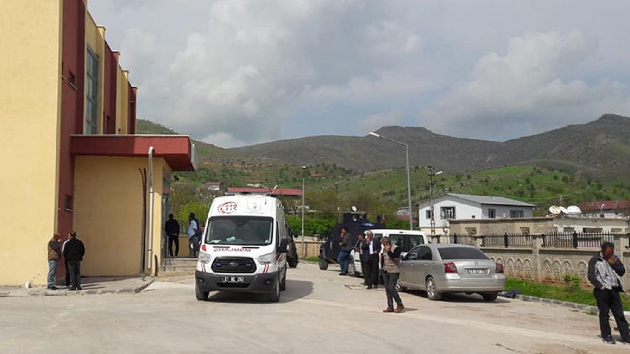 Diyarbakır'da yol verme kavgası, katliama döndü!