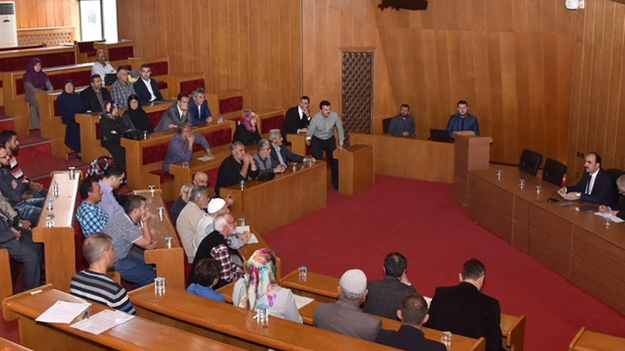 Konya'da Başkan Uğur İbrahim Altay, Şehir İstişarelerinde vatandaşlarla buluştu