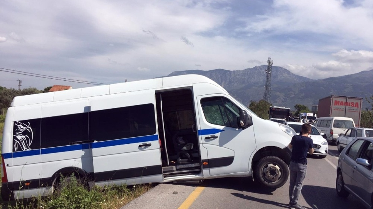 Manisa’da trafik kazası: 5 yaralı