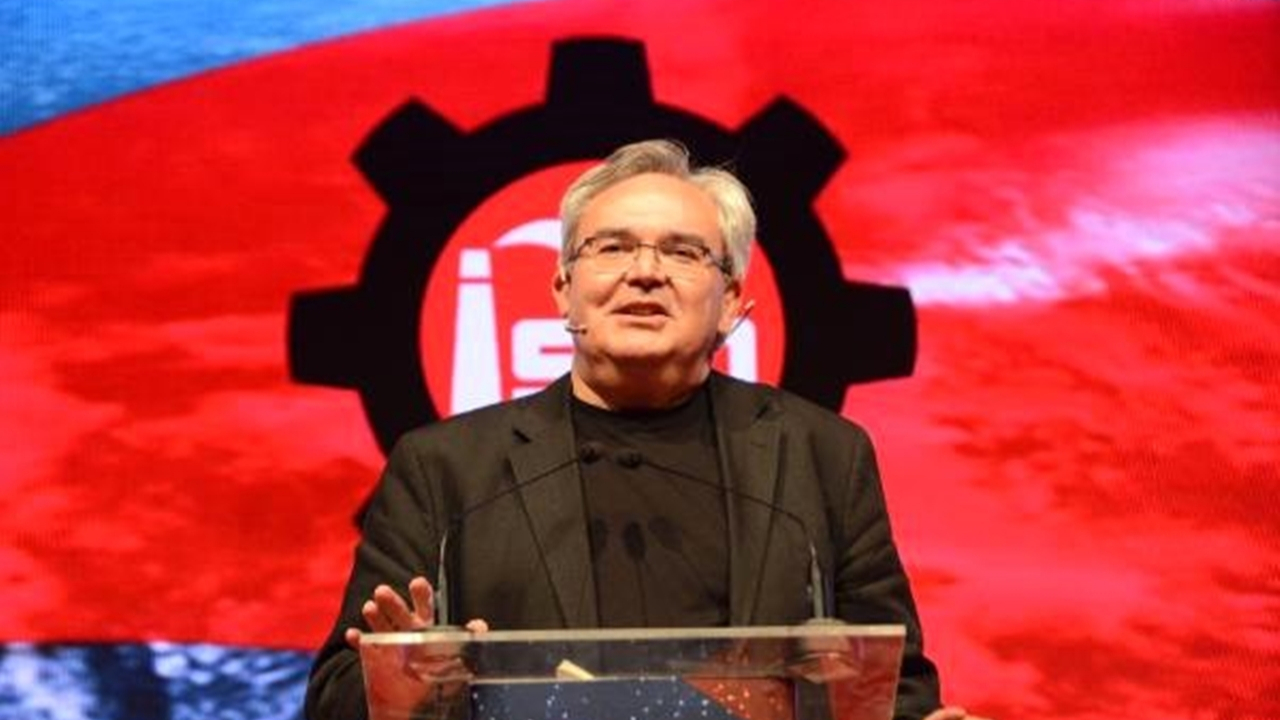 İstanbul'da Prof. Güven Sak: Başkalarının üretim sürecinin içinde olmak lazım