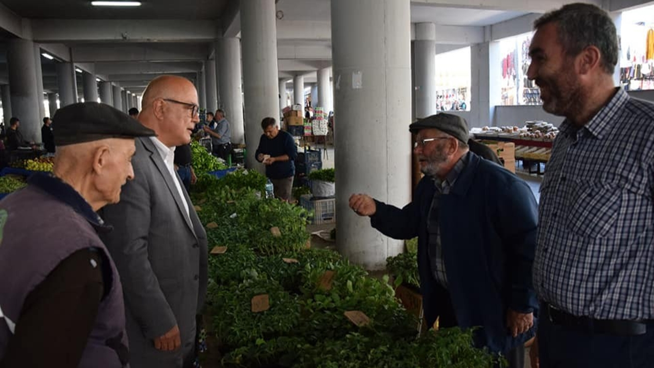 Aydın'da Başkan Yüsran Erden’den pazar ziyareti