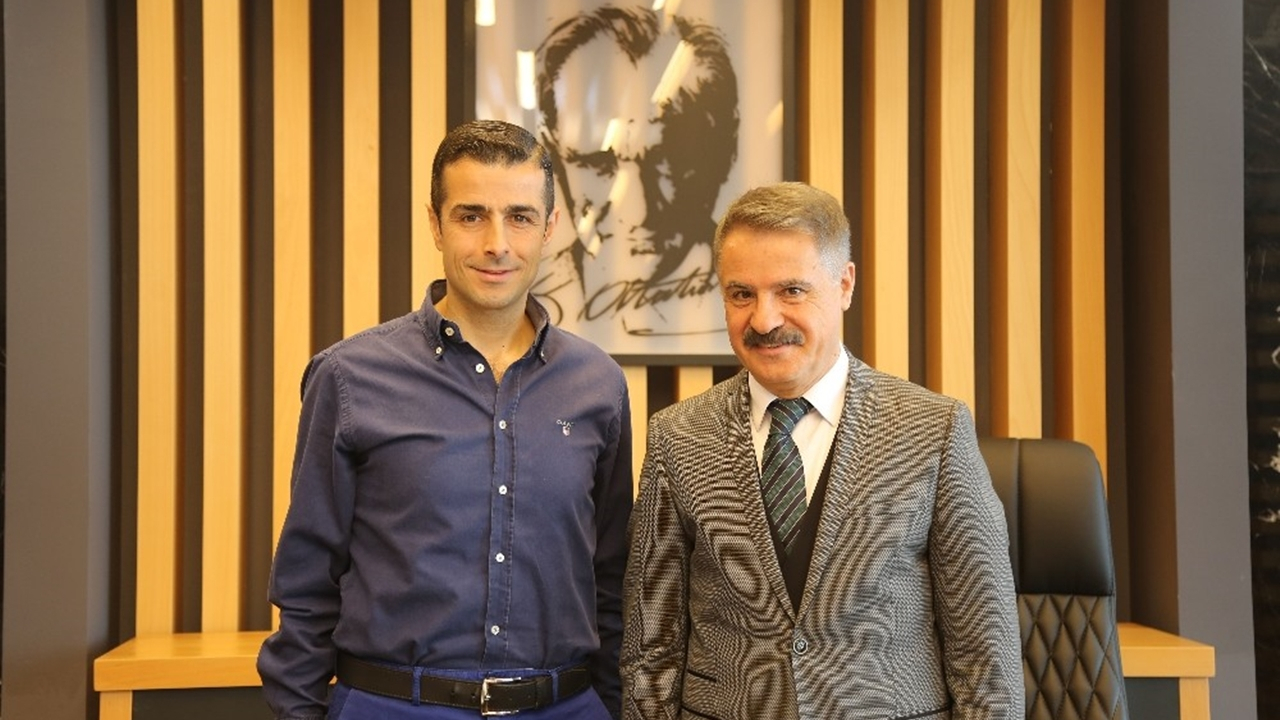 Samsun'da Başkan Cemil Deveci: “Vatandaşlarımızı iş sahibi yapmak için çalışıyoruz”