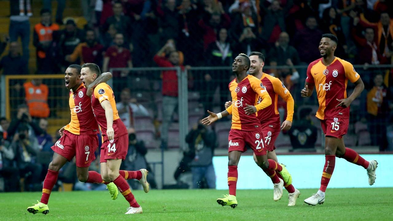 Galatasaray'ın şampiyonluğunu istiyorlar!