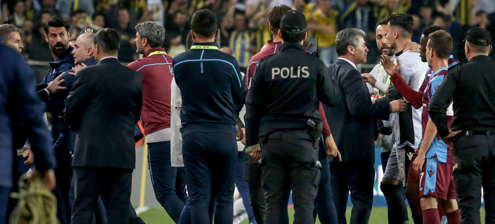 Volkan Demirel'e 3 maç ceza!