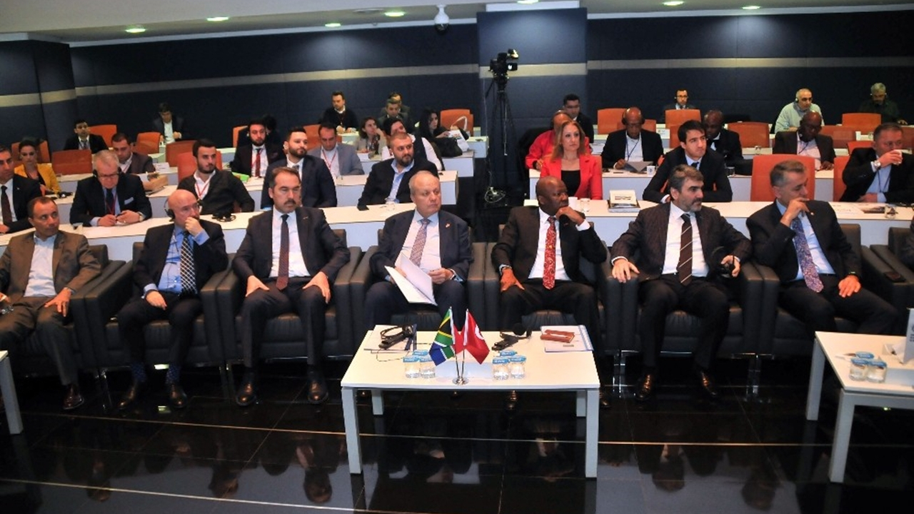 Ankara'da ASO Başkanı Nurettin Özdebir: “Gelecek Afrika Kıtası’nda”