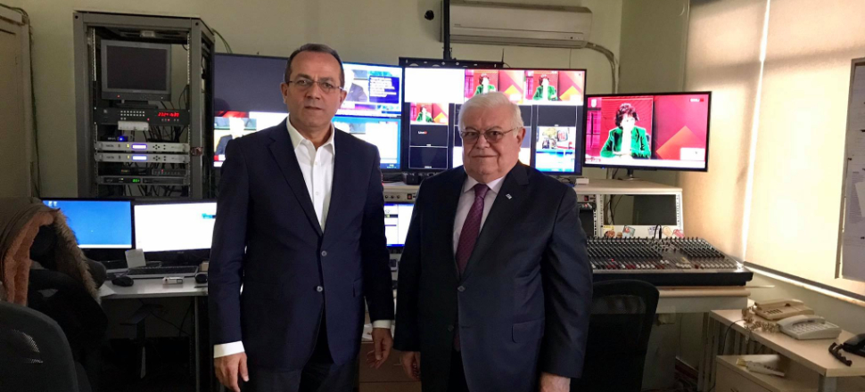 Halk TV'de taşlar yerinden oynadı!