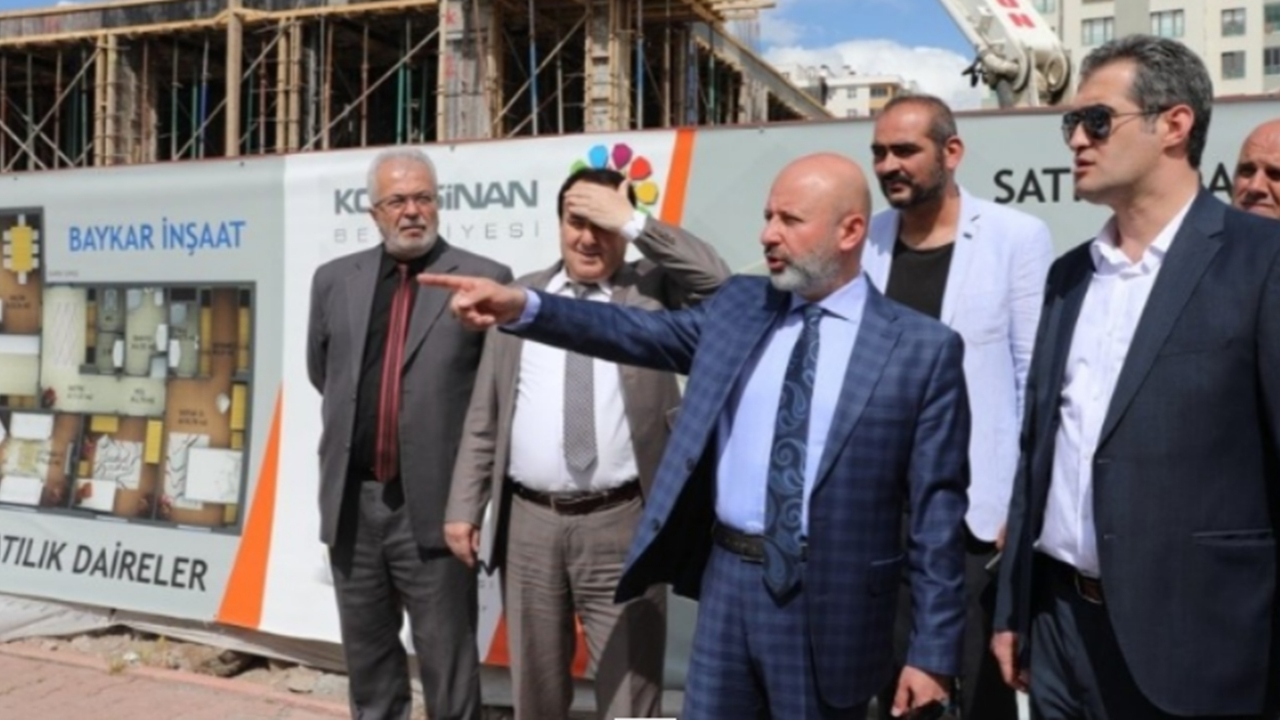 Kayseri'de Başkan Ahmet Çolakbayrakdar: "Şehri geleceğe hazırlayıp yeni bir Kocasinan inşa ediyoruz"