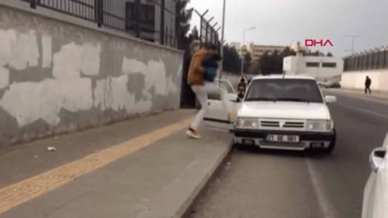 Diyarbakır'da sokak ortasında dehşet!