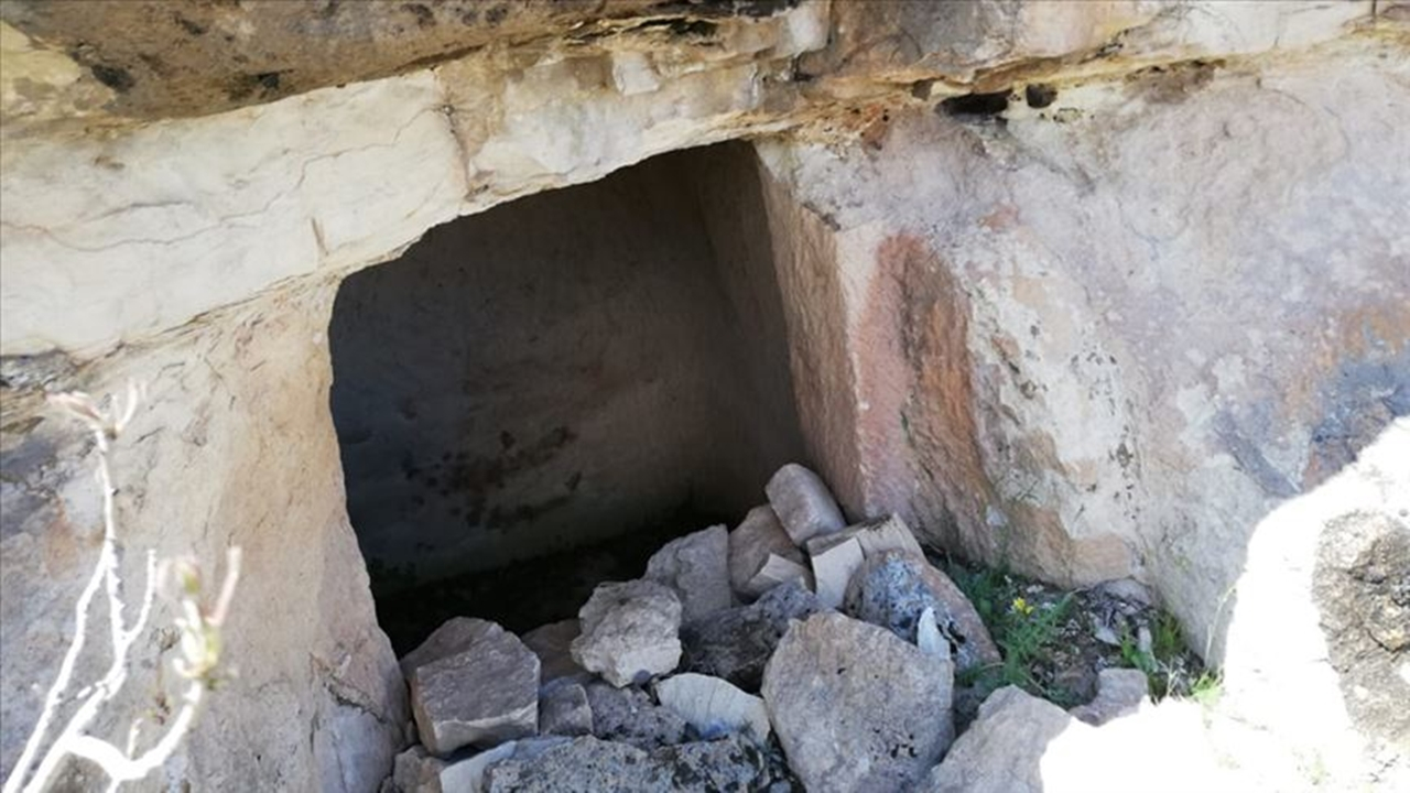 Şırnak'ta teröristlere ait sığınaklar bulundu...